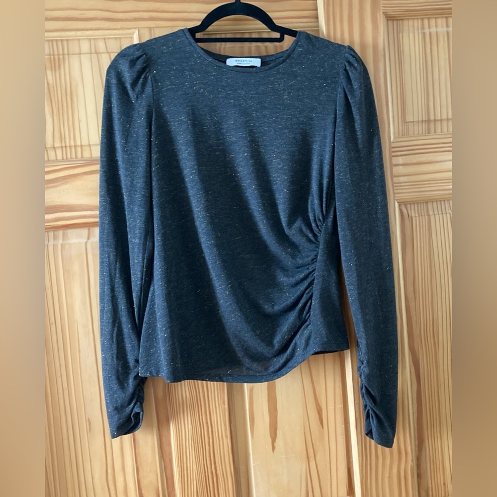 Bailey 44 top